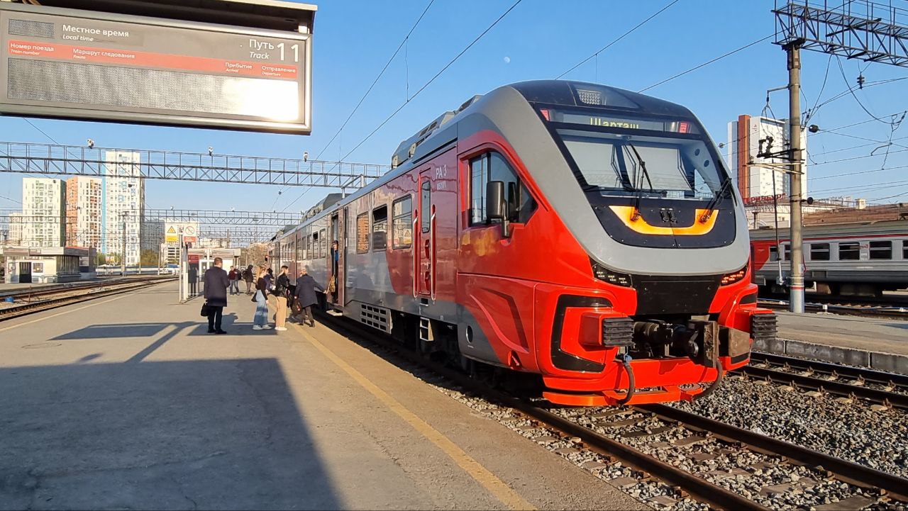 Более 1 млн пассажиров перевезли электрички в формате «наземного метро» по единому городскому тарифу в Екатеринбурге