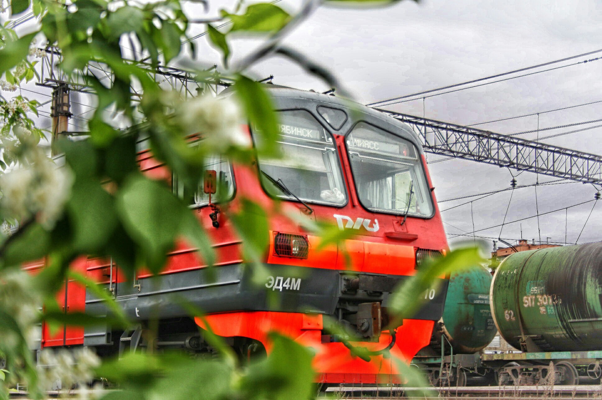 ​Дополнительные летние пригородные поезда начнут курсировать на ЮУЖД с 13 апреля