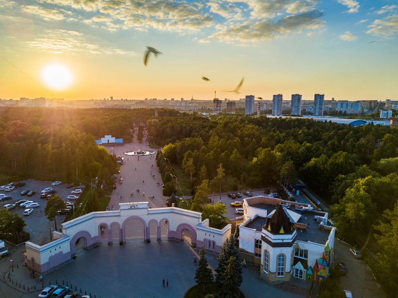 Центральный парк культуры и отдыха им. Гагарина с высоты птичьего полета
