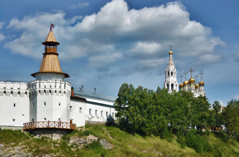 Верхотурский кремль летом