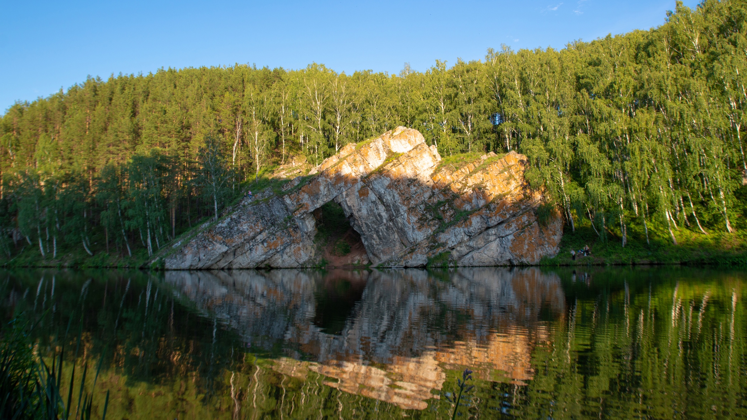 Каменные ворота в Каменск-Уральском